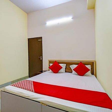 Hotel O Aj Star Hotel Faridabad Eksteriør bilde
