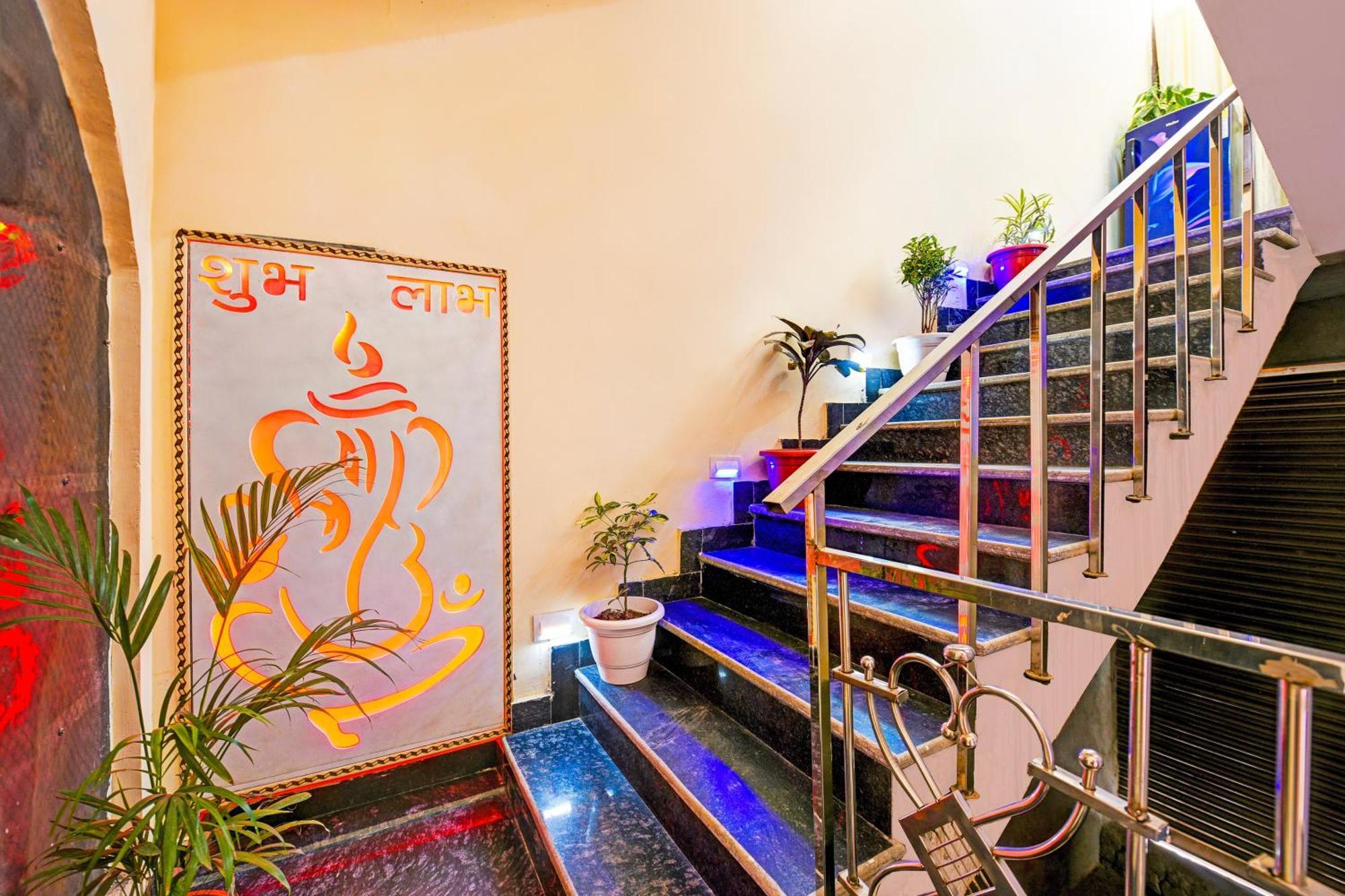 Hotel O Aj Star Hotel Faridabad Eksteriør bilde