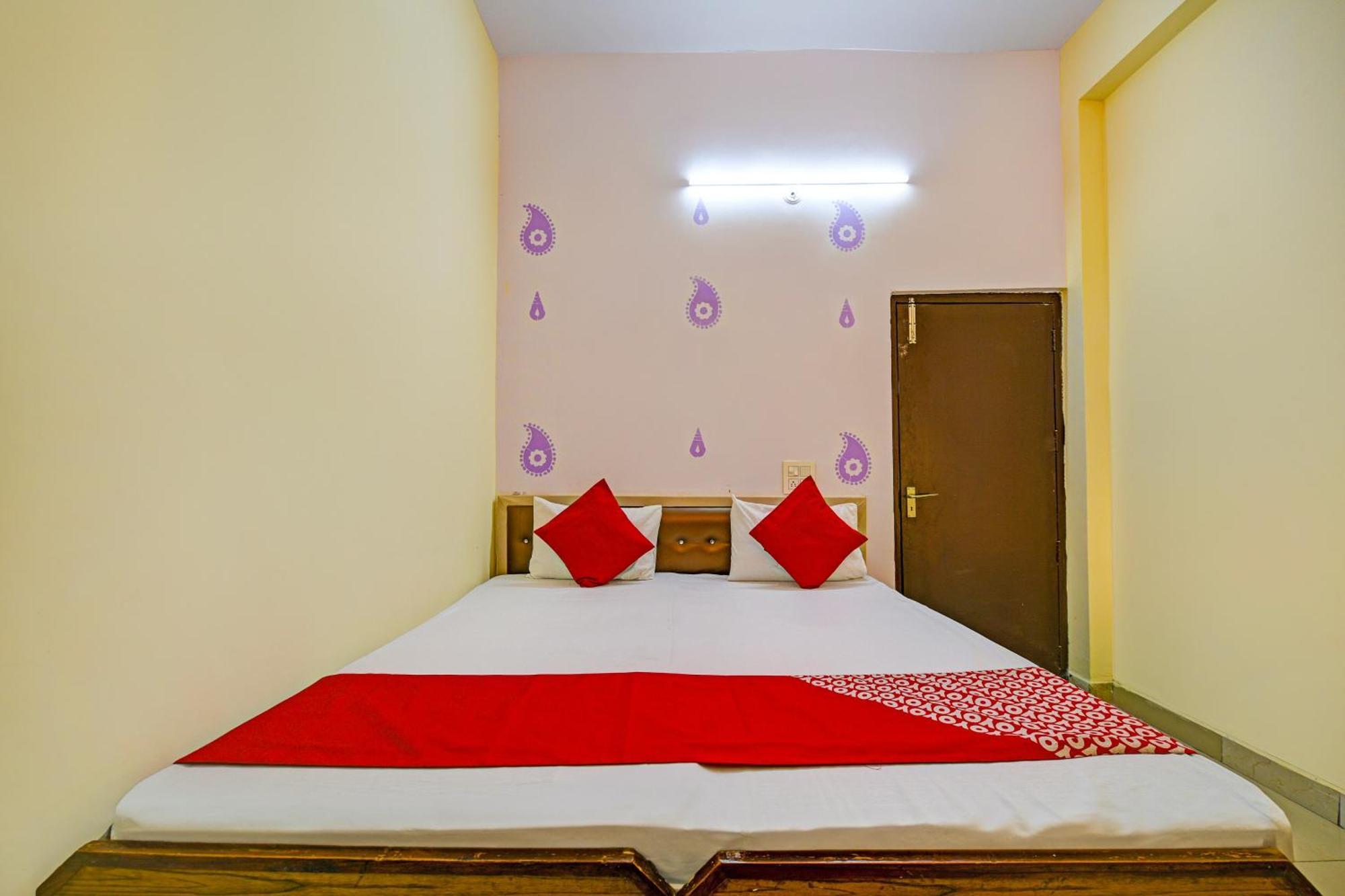 Hotel O Aj Star Hotel Faridabad Eksteriør bilde