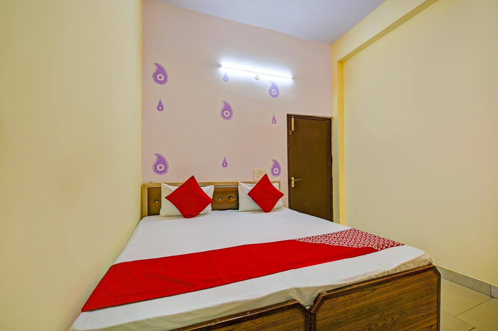 Hotel O Aj Star Hotel Faridabad Eksteriør bilde
