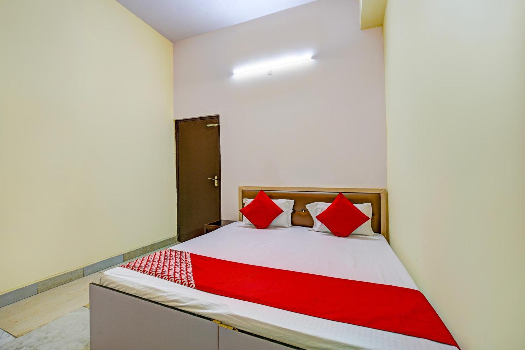 Hotel O Aj Star Hotel Faridabad Eksteriør bilde